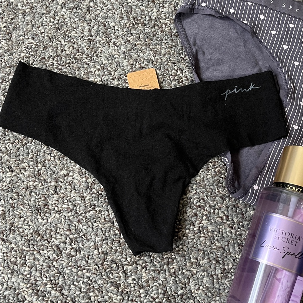 Victoria secret bundle - Picture 2 of 4